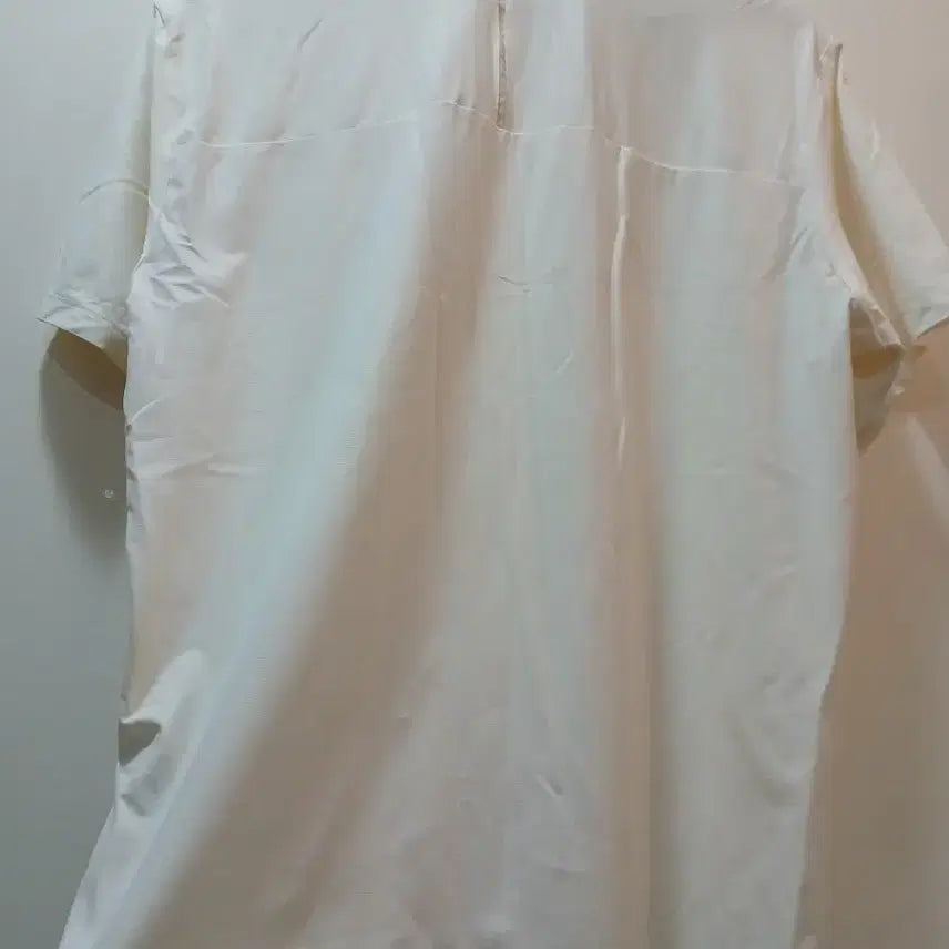 [SOLD OUT] 다이나핏 아이보리 반팔 폴로티