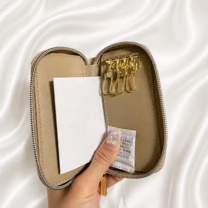 [BUNJANG] Monchhichi Embroidered Keychain Wallet Beige / 몬치치 키홀더 지갑 베이지