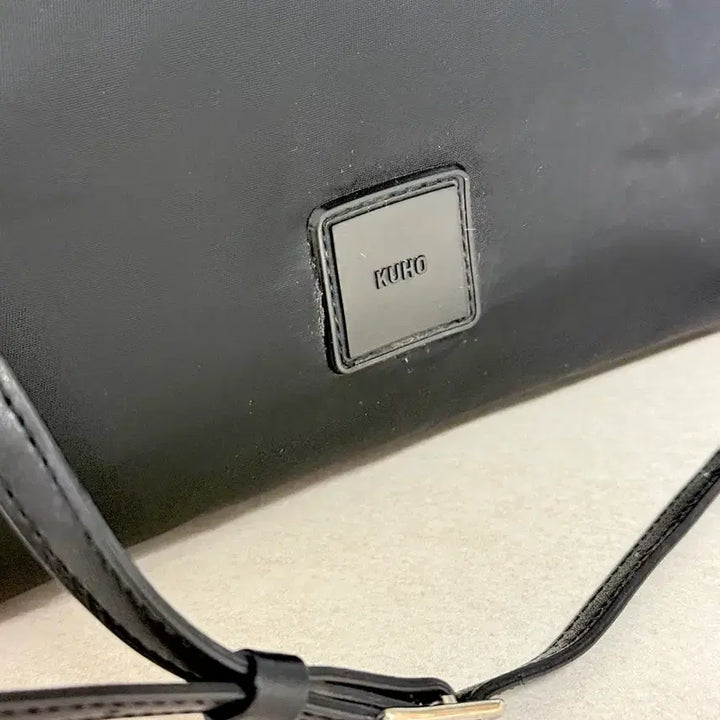 [BUNJANG] Kuho Nylon Shoulder Bag / 구호 Kuho 나일론 숄더백