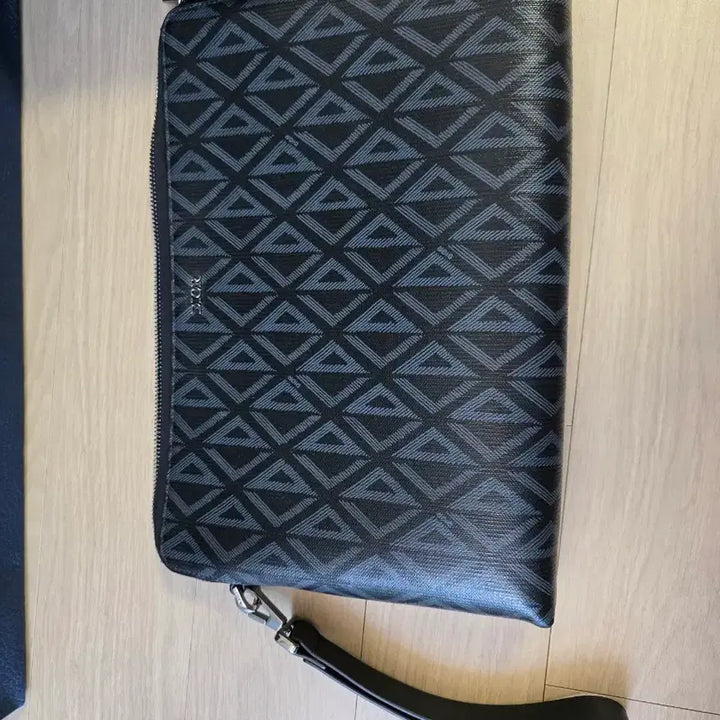 [BUNJANG] Dior CD Diamond Canvas Clutch / DIOR CD 다이아몬드 캔버스 클러치
