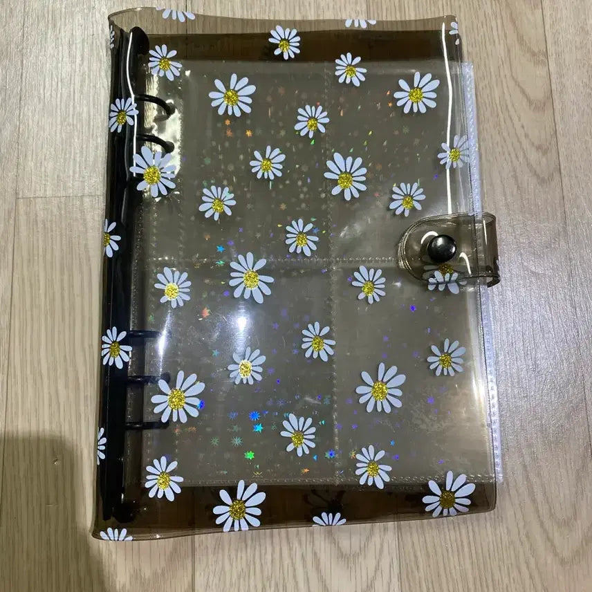 [BUNJANG] G-Dragon Daisy Hologram Binder Collect Book / (속지포함)지디 다이어리 콜렉트북 투명 데이지 홀로그램 바인더