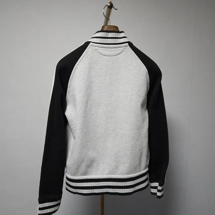 [BUNJANG] Lacoste Live Varsity Jacket (Gray) - Size 95 / 95 ) 라코스테 라이브 바시티 자켓