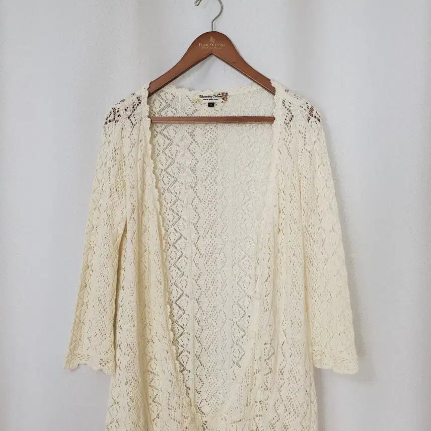 [BUNJANG] Thursday Island Crochet Knit Cardigan Ivory / 써스데이아일랜드 크로쉐 니트가디건 95