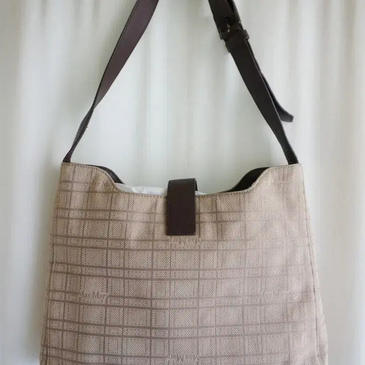 [BUNJANG] Max Mara Fabric Shoulder Bag / 막스마라 패브릭 숄더백