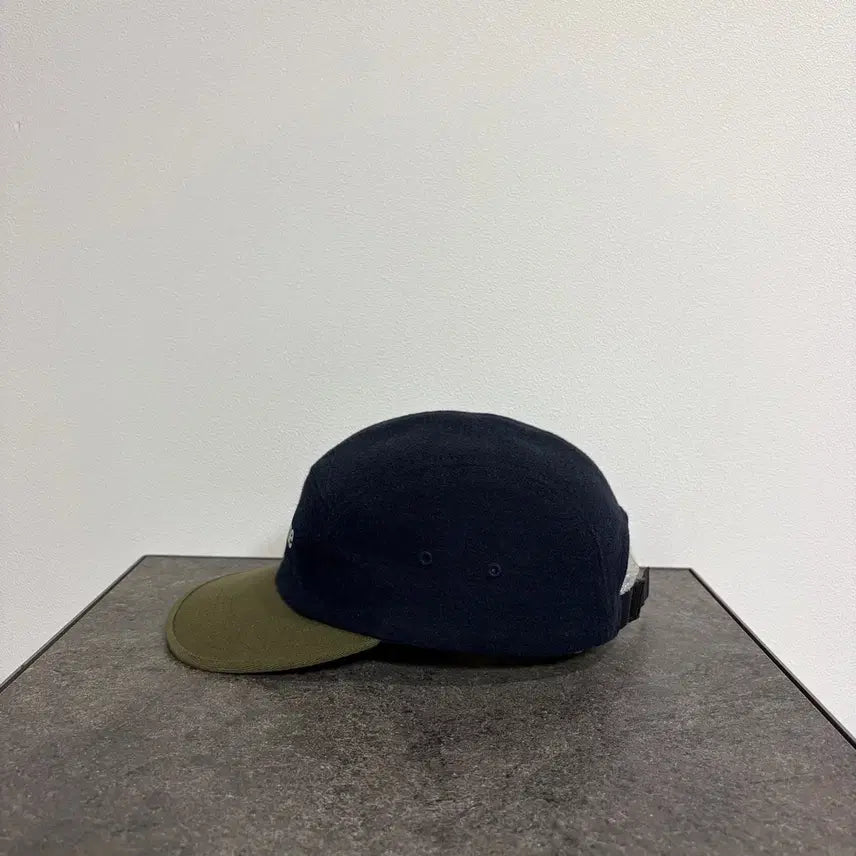 [BUNJANG] Supreme Box Logo Camp Cap 23FW Two-Tone Navy / (OS) 슈프림 박스로고 캠프캡 모자 23FW 투톤 네이비