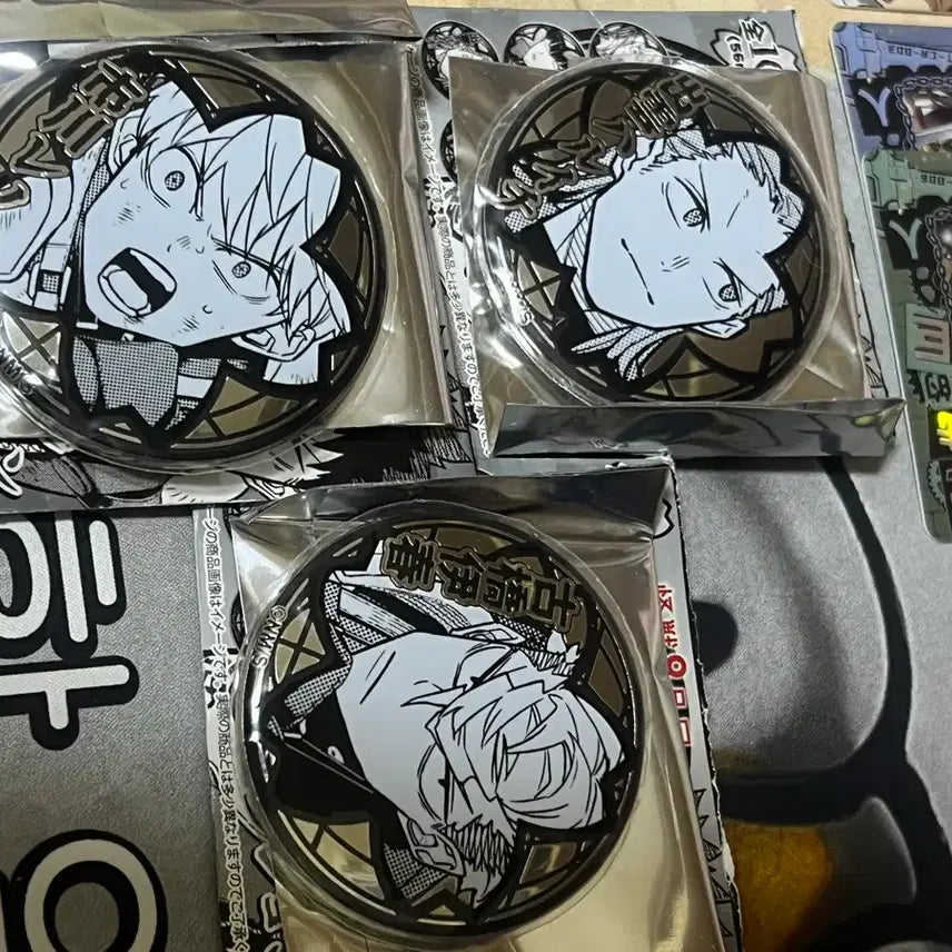 [BUNJANG] Kaiju No. 8 Jump Back Silver Can Badge Haru Izumo Reno Bundle Set / 괴수8호 점프 백은 캔뱃지 이하루 이즈모 레노 일괄