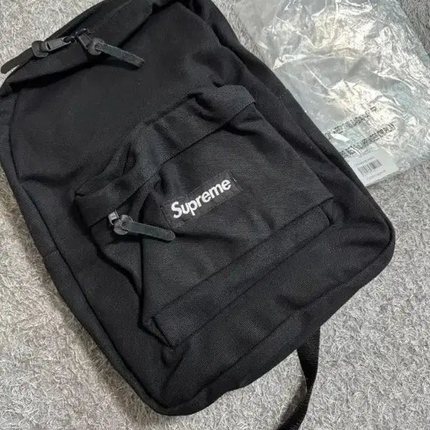 [BUNJANG] Supreme Canvas Backpack Black / 슈프림 캔버스 백팩 블랙