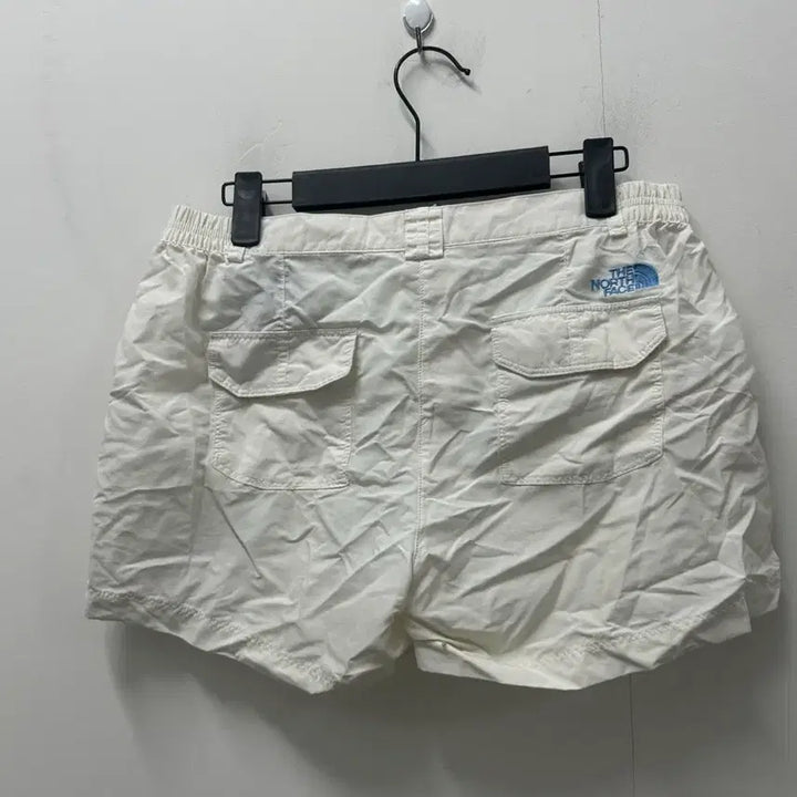 [BUNJANG] The North Face White Shorts (Size 29) / [만원 아라비아빈티지]노스페이스 화이트 반바지 29