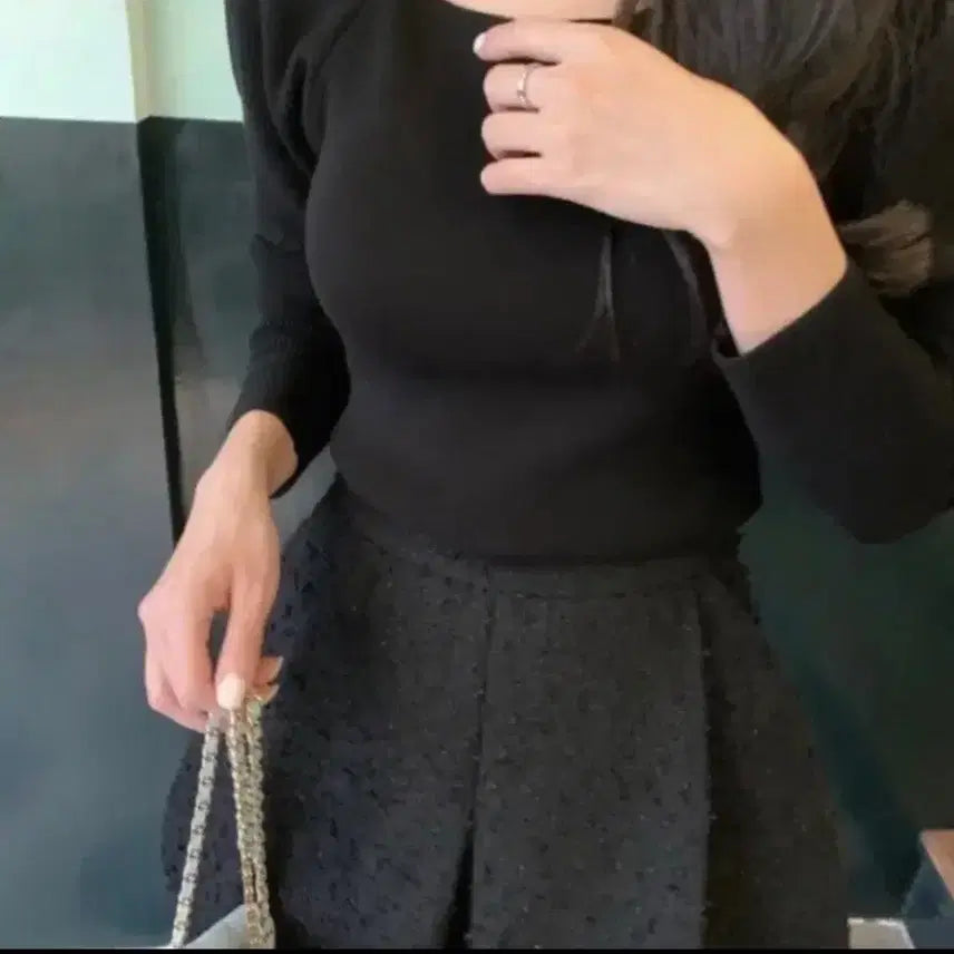 [BUNJANG] Liette Ritten Knit Black / 리에뜨 리튼 니트 블랙