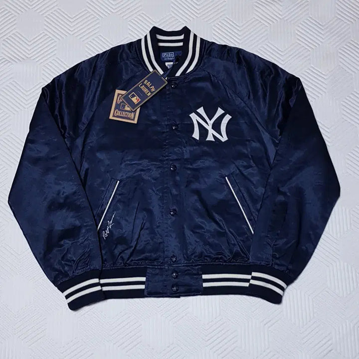 [SOLD OUT] [M] 폴로 x MLB 뉴욕 양키스 바시티 새틴 자켓 팝니다.