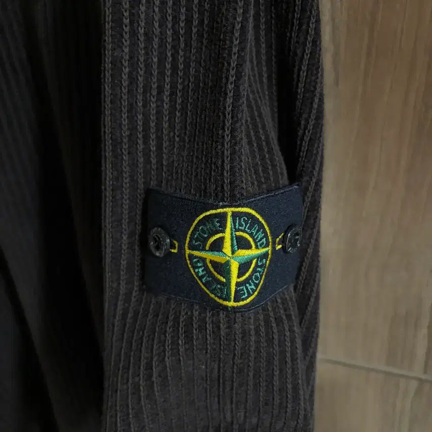 [BUNJANG] Stone Island Wool Sweater Knit Brown / 새상품(L)스톤아일랜드 와펜 로고 울 스웨터 니트 브라운