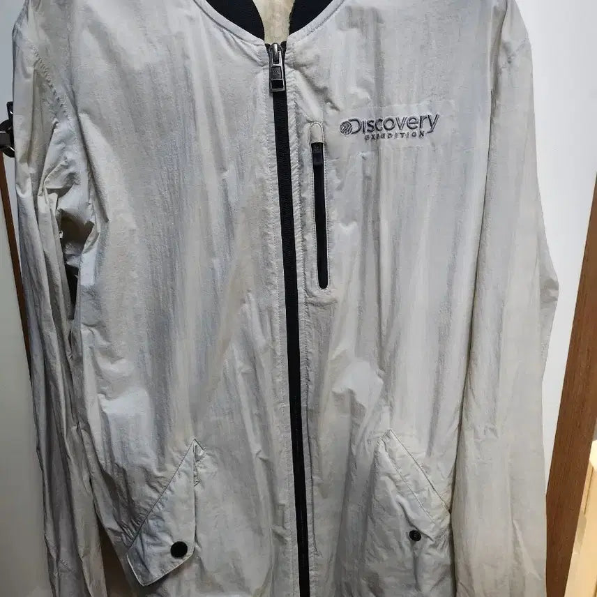 [BUNJANG] Discovery Expedition Bomber Jacket Ivory / 디스커버리 익스페디션 봄버 자켓 아이보리