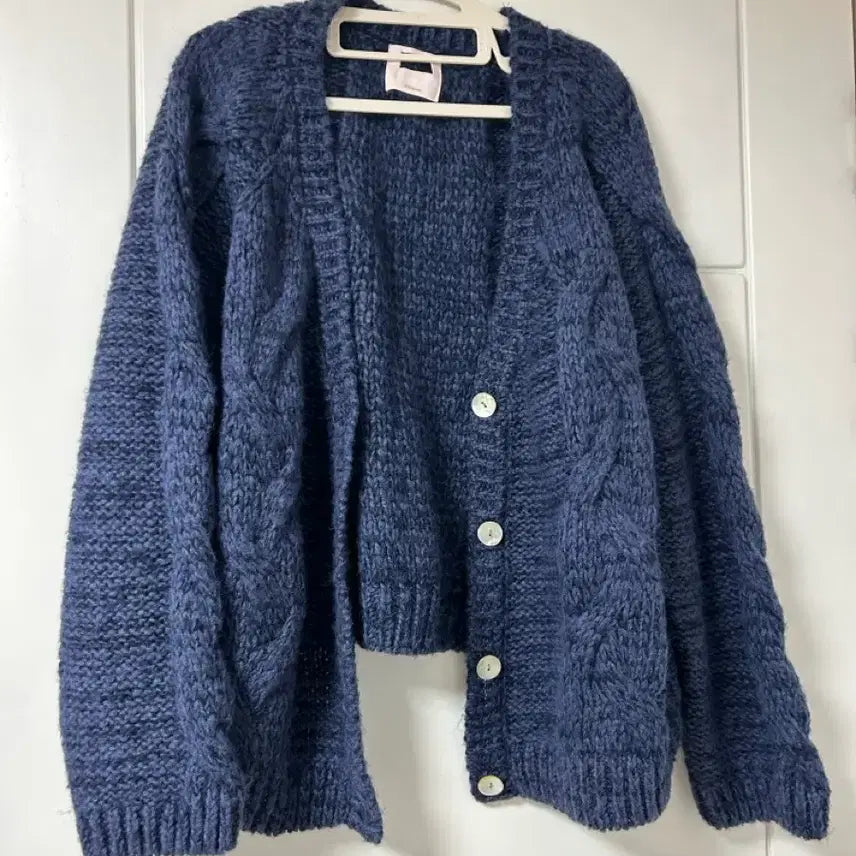 [BUNJANG] Glowny Becky Navy Cardigan / 글로니 베키 네이비 가디건 glowny