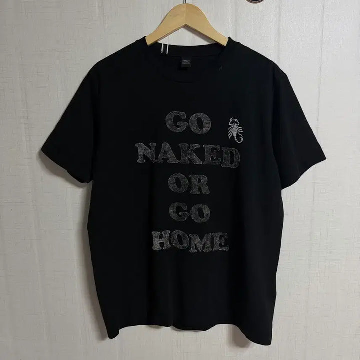 [BUNJANG] Replay Black Short Sleeve T-Shirt / Replay 리플레이의 검은색 반팔 셔츠입니다