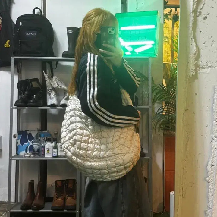 [BUNJANG] COS Oversized Quilted Bag Cream White / COS 구름백 퀼티드백 오버사이즈 크림 화이트