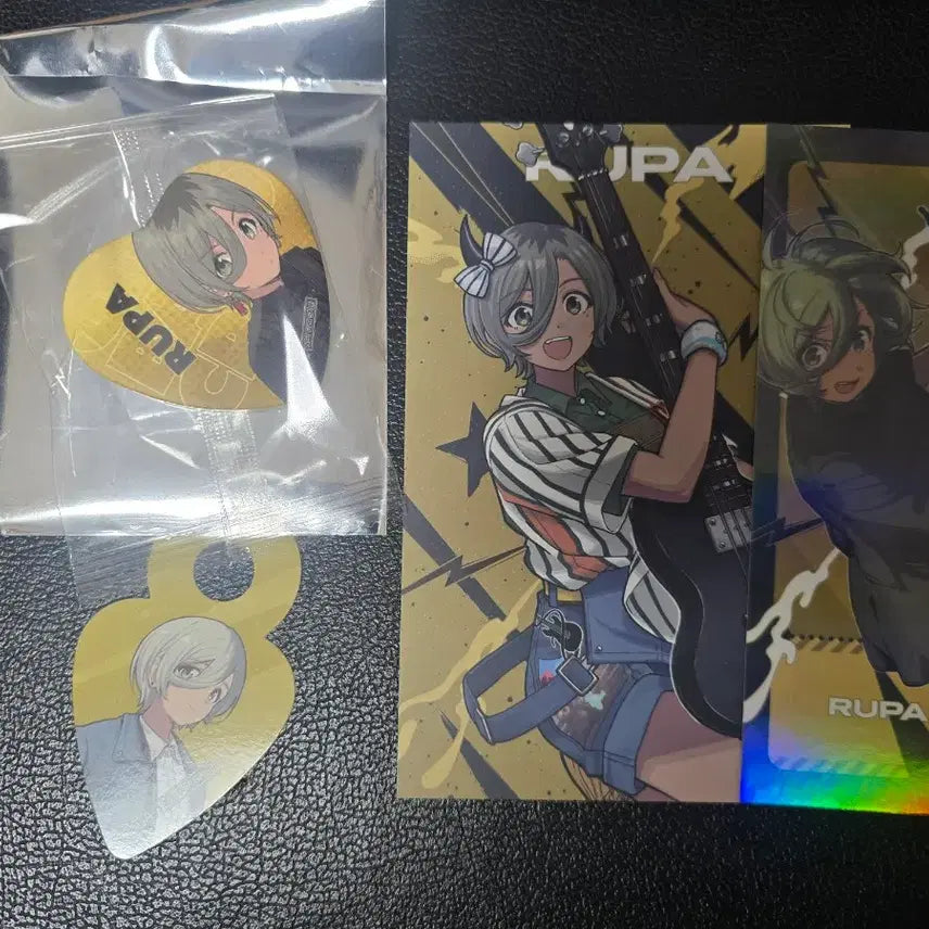 [SOLD OUT] 걸즈밴드크라이 콜라보 카페 특전 루파 하트 캔뱃지+엽서+북마크