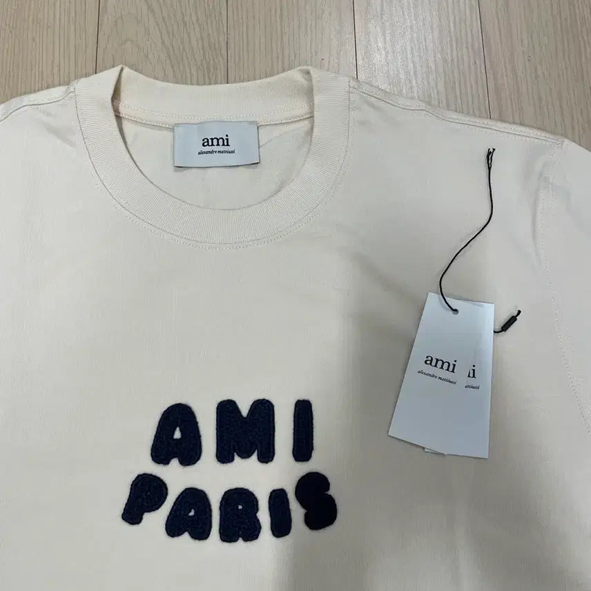 [BUNJANG] Ami Lettering Short Sleeve T-Shirt Beige L / [시착 1회] 아미 ami 블랙 레터링 반팔 베이지 L