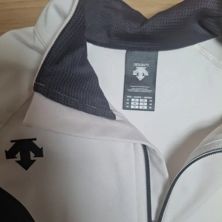 [BUNJANG] Descente White/Gray Track Jacket / 데상트 화이트/그레이 트랙 자켓