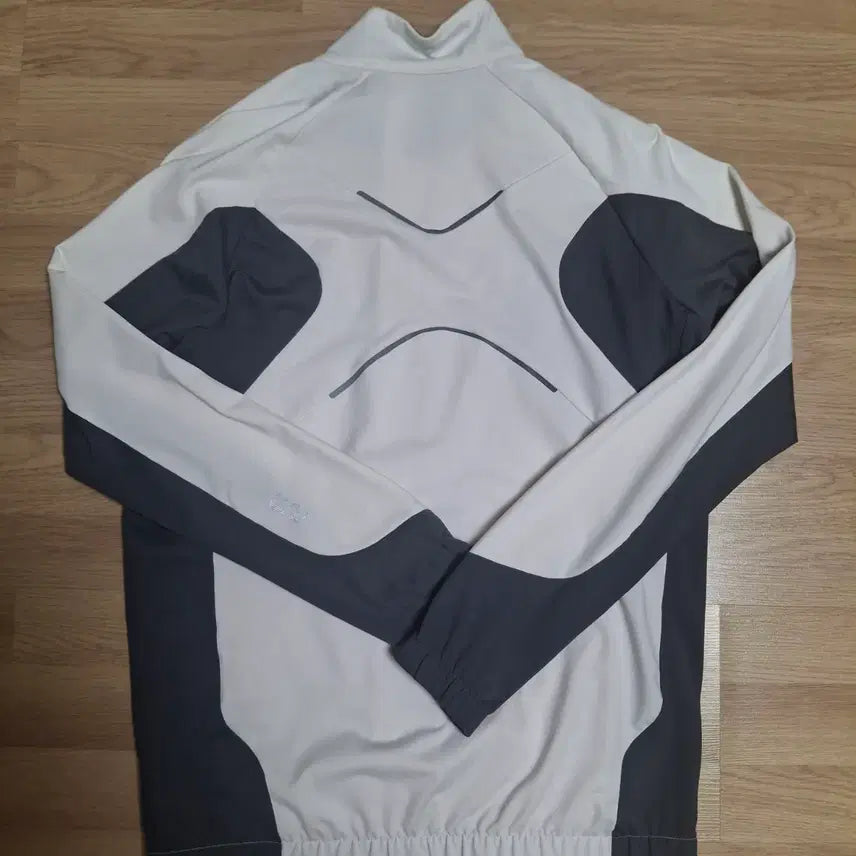 [BUNJANG] Descente White/Gray Track Jacket / 데상트 화이트/그레이 트랙 자켓