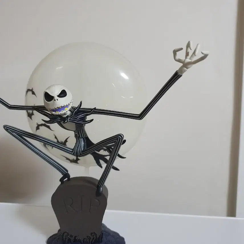 [BUNJANG] The Nightmare Before Christmas Jack Skellington Figure / 크리스마스 악몽 잭 스켈링톤 피규어