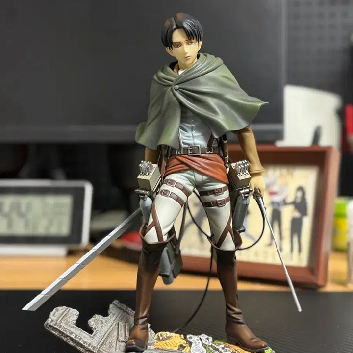 [BUNJANG] Brave-Act Attack on Titan Levi Cleaning Ver. Figure / 브레이브액트(brave-act) 진격의 거인 청소버전 리바이 피규어