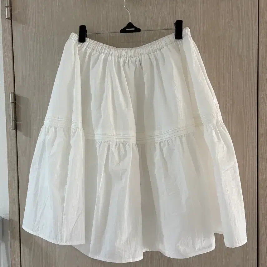 [BUNJANG] Fortena White Midi Skirt / 포르테나 화이트 스커트