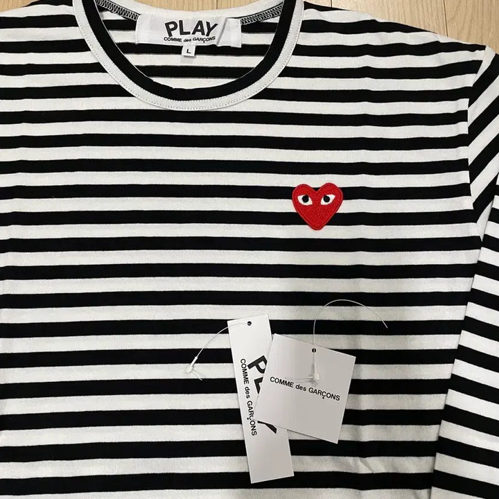 [BUNJANG] Comme des Garçons Red Heart Patch Border Tee Striped T-shirt Black L / [거의 새제품] 꼼데가르송 레드와펜 보더티 스트라이프티 블랙 L