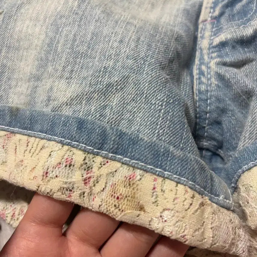 [SOLD OUT] 일본 빈티지 garment 핀터 y2k 페어리 플라워 데님 숏팬츠 반바지