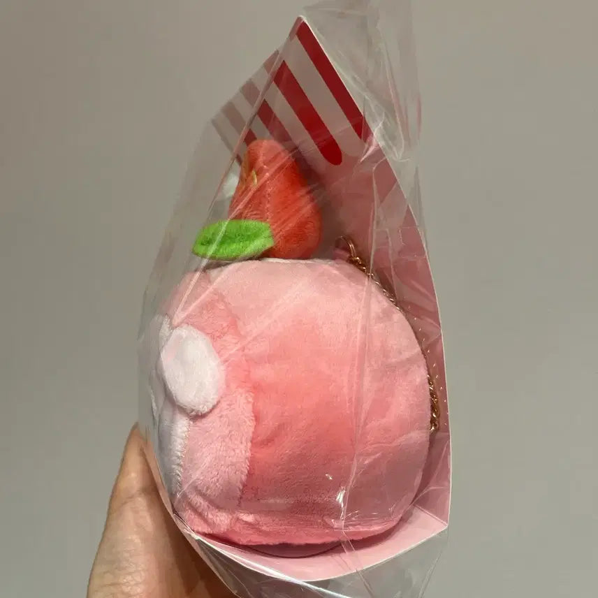 [BUNJANG] Sanrio My Melody Strawberry Roll Cake Pouch Keychain / 산리오 마이멜로디 딸기 롤케이크 파우치 키링