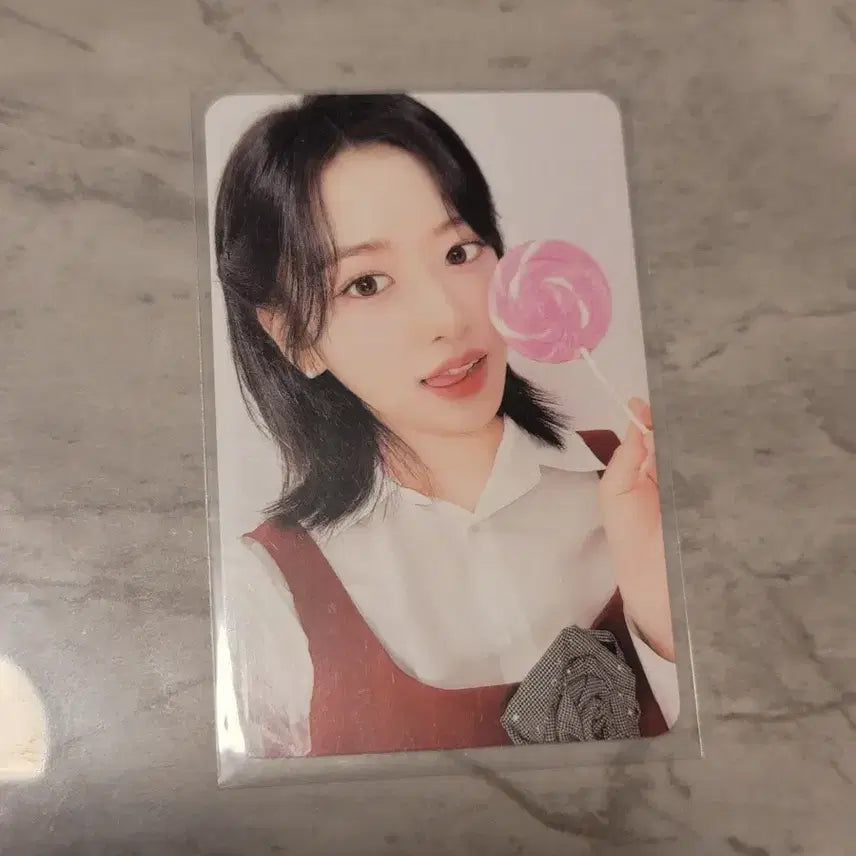 [BUNJANG] IVE Yujin Switch Photocard / 아이브 스위치 유진 스타쉽 포카