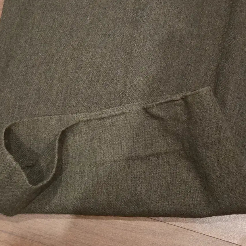 [BUNJANG] RECTO High-Waist Belted Pants Dark Khaki L / 렉토 하이웨스트 벨티드 팬츠 다크카키 L