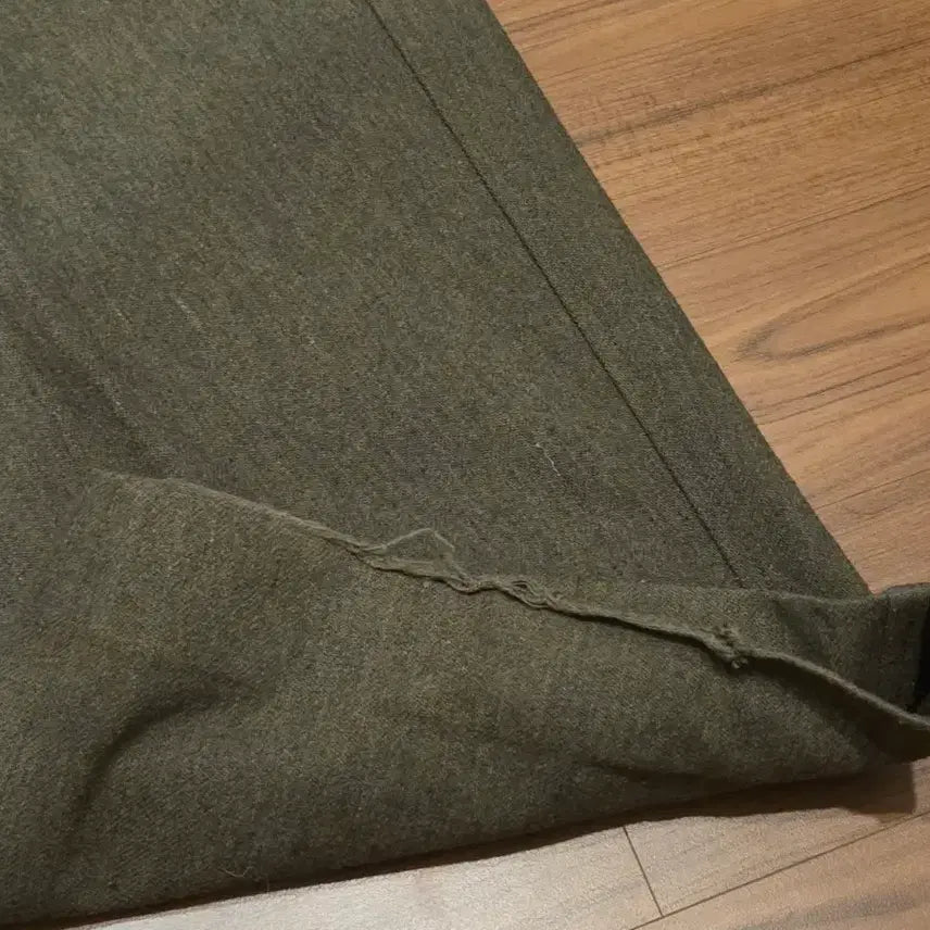 [BUNJANG] RECTO High-Waist Belted Pants Dark Khaki L / 렉토 하이웨스트 벨티드 팬츠 다크카키 L