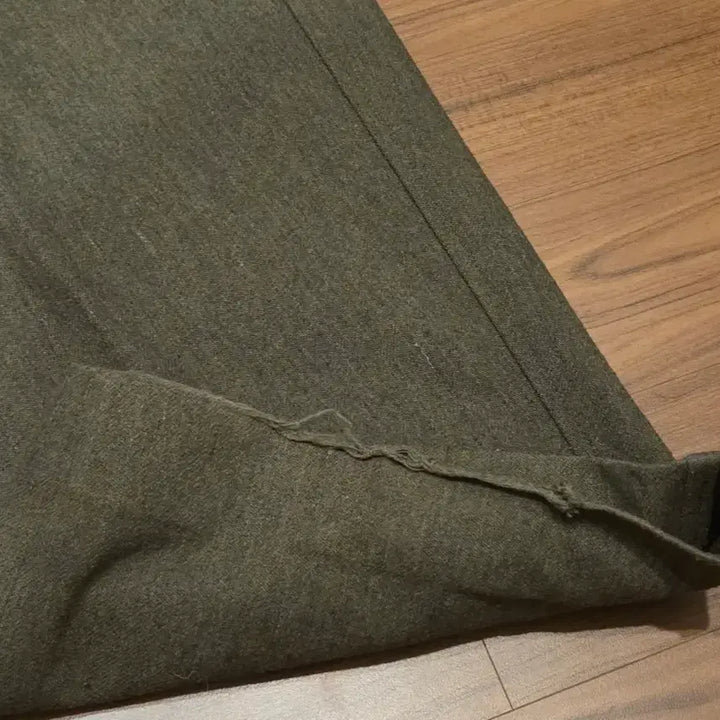 [BUNJANG] RECTO High-Waist Belted Pants Dark Khaki L / 렉토 하이웨스트 벨티드 팬츠 다크카키 L