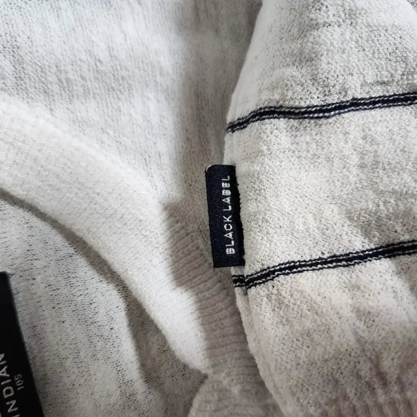 [BUNJANG] Indian Black Label Knit T-shirt / 인디안 블랙라벨 시원한 니트 티셔츠100