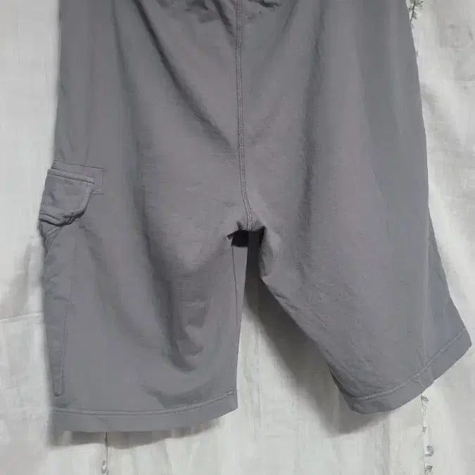 [BUNJANG] CP Company Lens Pocket Gray Shorts / CP컴퍼니 렌즈 포켓 그레이 반바지