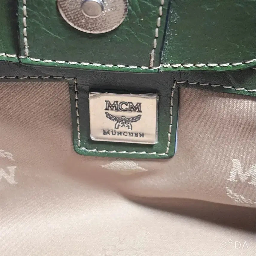 [BUNJANG] MCM Logo Shoulder Bag Tote Green / MCM 엠씨엠 로고 숄더백 토트백 그린
