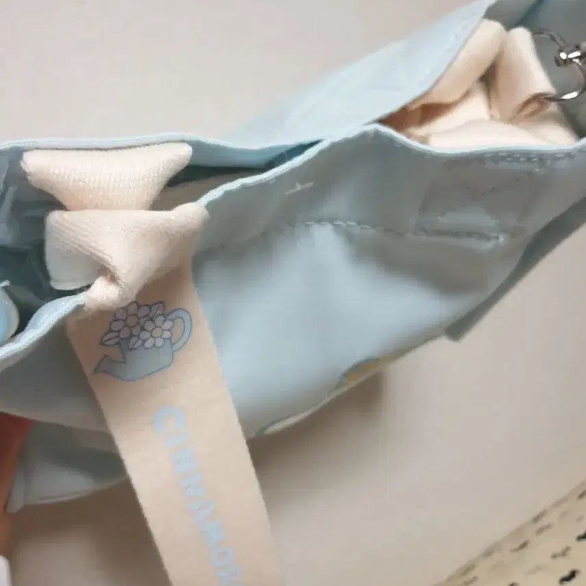 [BUNJANG] Cinnamoroll Canvas Tote Bag Crossbody Bag / 시나모롤 캔버스 토트백 크로스백