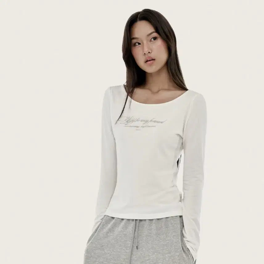 [BUNJANG] Clichy Club Clean Letter Top - White / 클리시어 클린 클럽 레터 탑 화이트