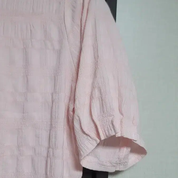 [BUNJANG] Sakura Pink Puff Sleeve Blouse / 벚꽃색 퍼프 티블라우스
