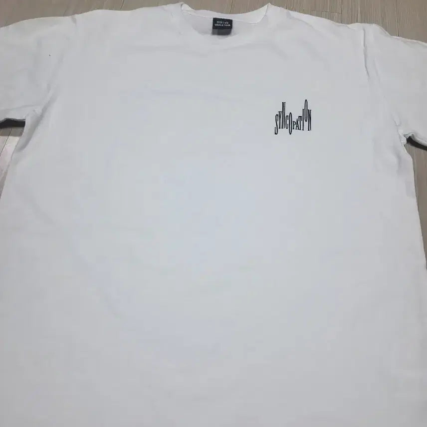 [BUNJANG] I-DLE 2026 World Tour T-shirt / 2026 i-dle WORLD TOUR 티셔츠 판매합니다