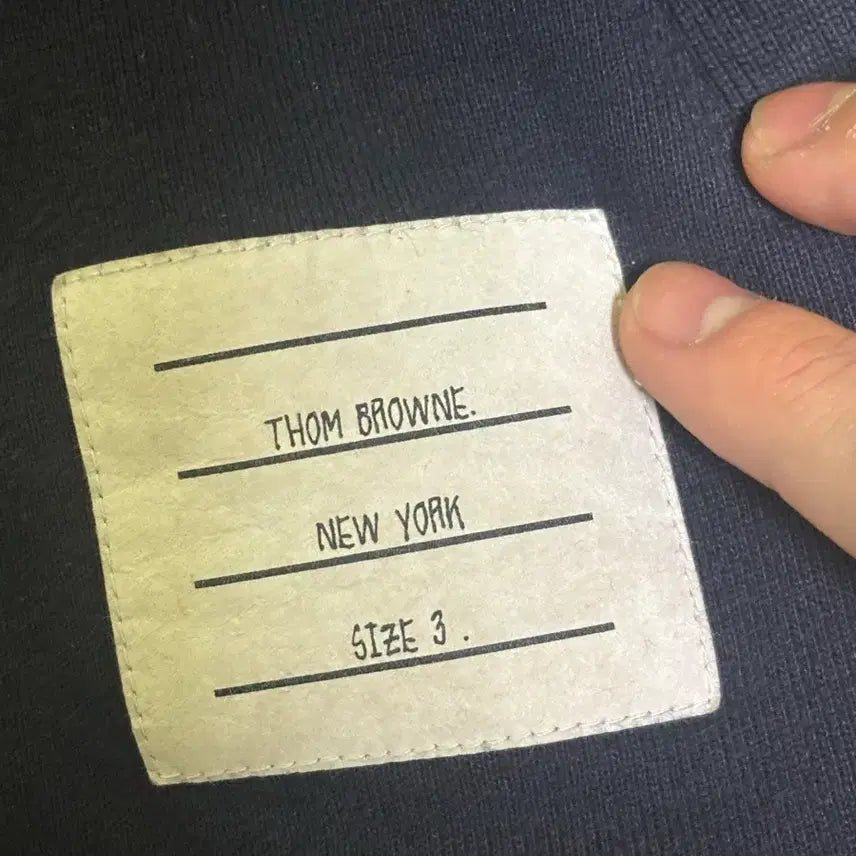 [BUNJANG] Thom Browne Striped Armband Gold Button Hoodie Zip-up / 톰브라운 사선완장 금장 후드집업 판매