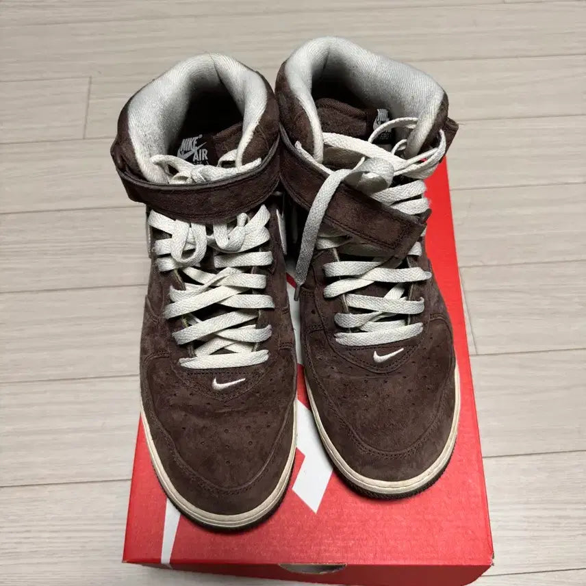 [BUNJANG] Nike Air Force 1 Mid Chocolate Sneakers / 나이키 에어포스1 미드 초콜릿