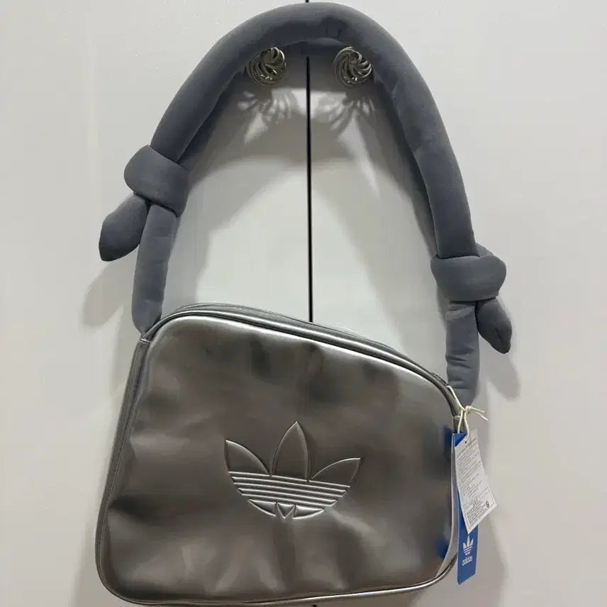 [SOLD OUT] 아디다스 미니 에어라이너 백 실버 메탈릭