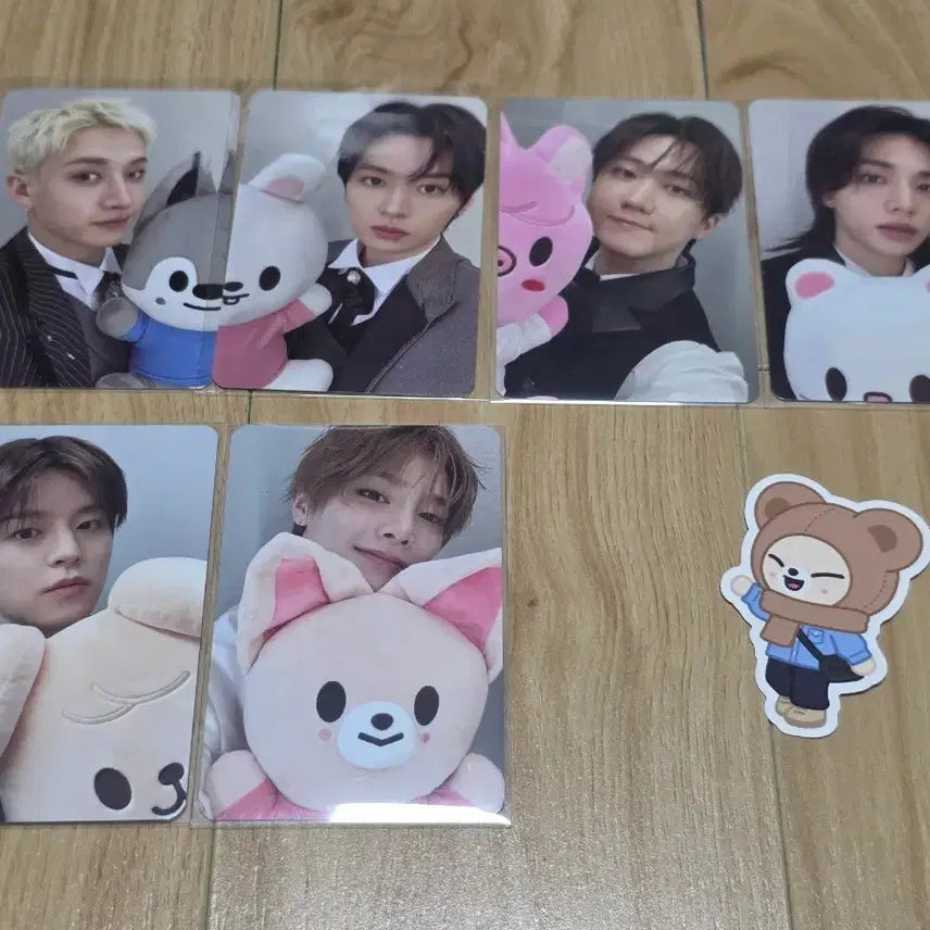 [SOLD OUT] 스트레이키즈 스키즈 스키주 팝업 4만원 특전 포카 스티커