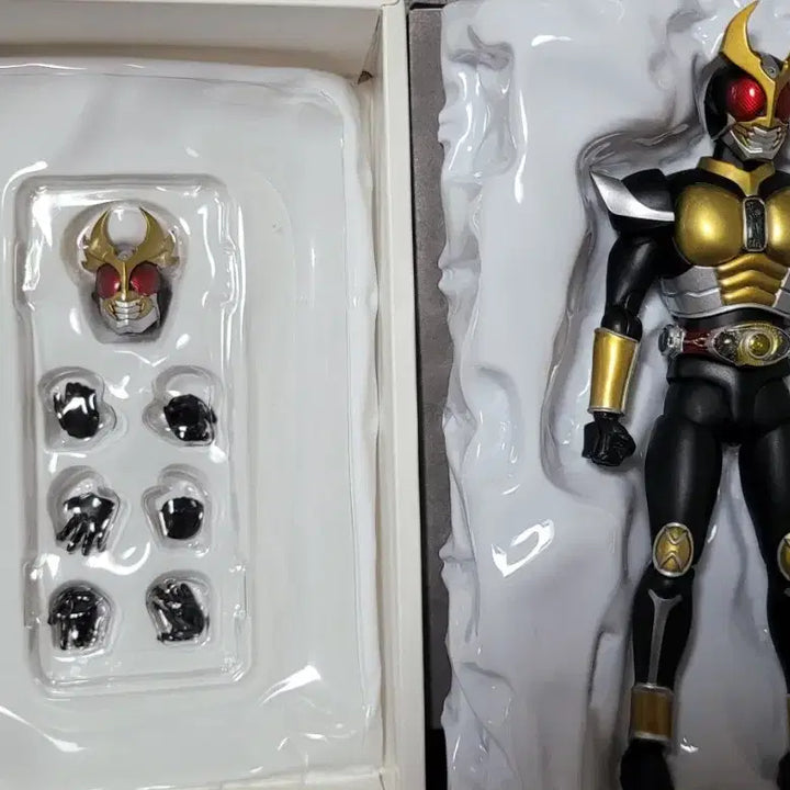 [SOLD OUT] SHF 진골조제법 가면라이더 아기토