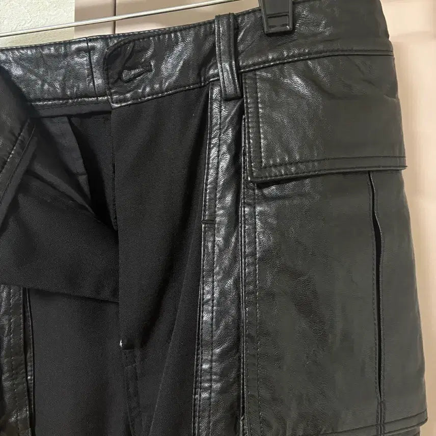 [BUNJANG] Juun.J Leather Cargo Pants / 준지 바지 발매가(98)