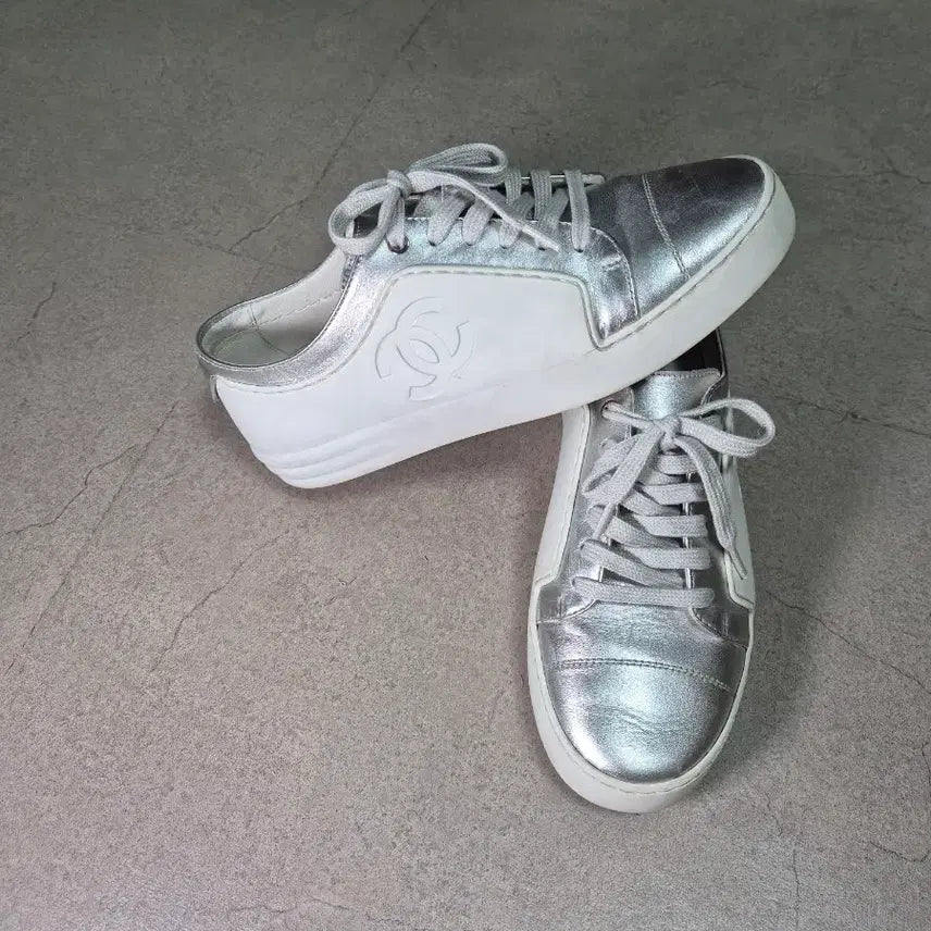 [BUNJANG] Chanel Sneakers Size 35.5 / 샤넬 스니커즈35.5