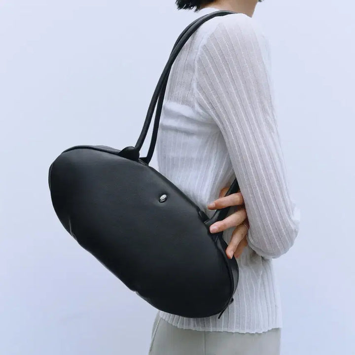 [SOLD OUT] (새상품) 이랩 EEREP 오발 숄더백 블랙
