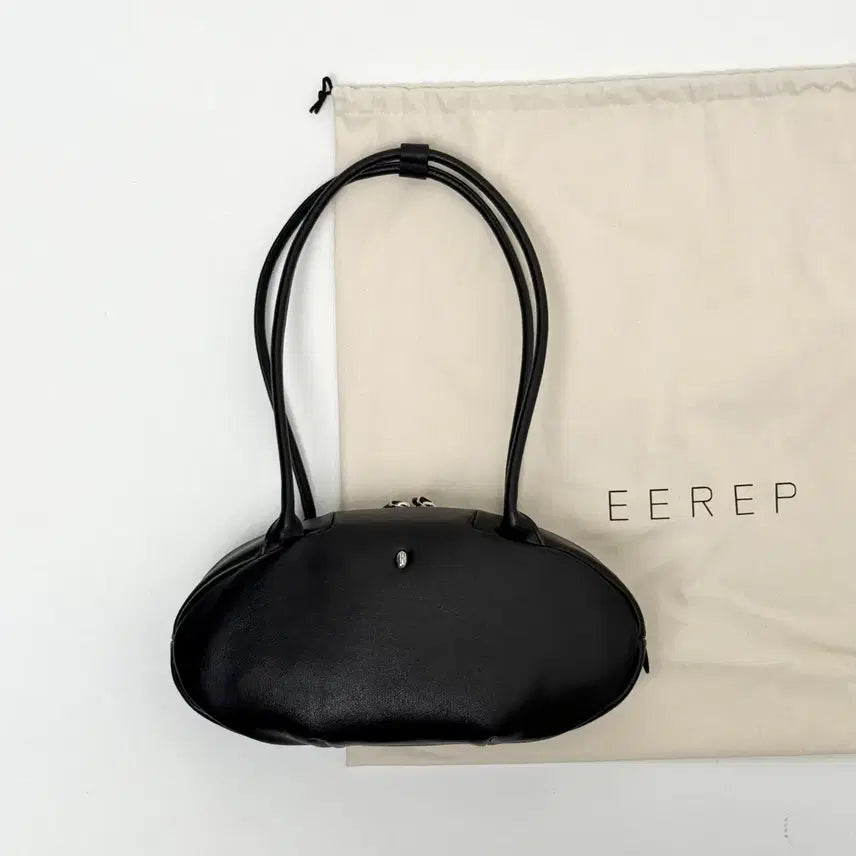 [SOLD OUT] (새상품) 이랩 EEREP 오발 숄더백 블랙