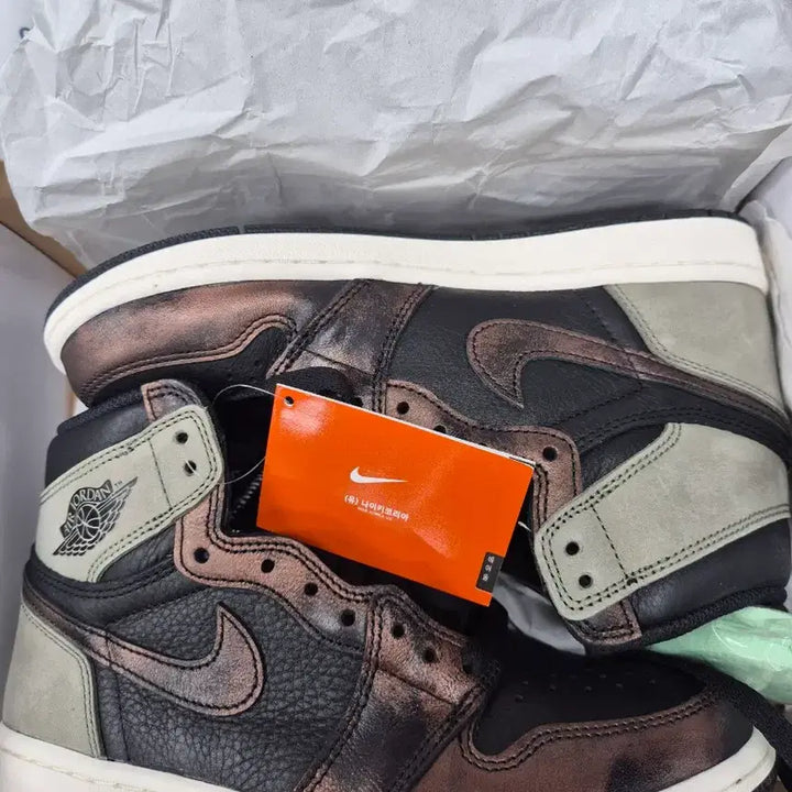 [BUNJANG] Nike Air Jordan 1 Retro High OG Palomino / 나이키 조던 1 레트로 하이 OG 팔로미노